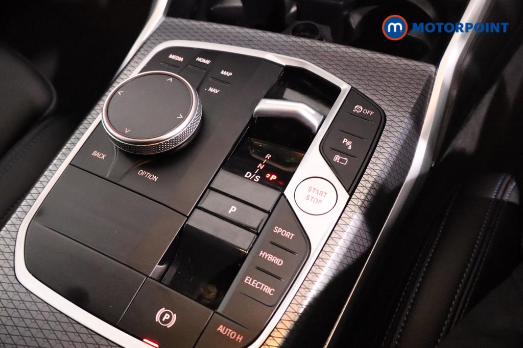 BMW 3 Series M Sport Automatic Petrol Plug-In Hybrid Saloon - Stock Number (1597021) - 4th supplementary image