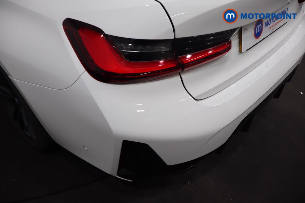 BMW 3 Series M Sport Automatic Petrol Plug-In Hybrid Saloon - Stock Number (1597021) - 13th supplementary image