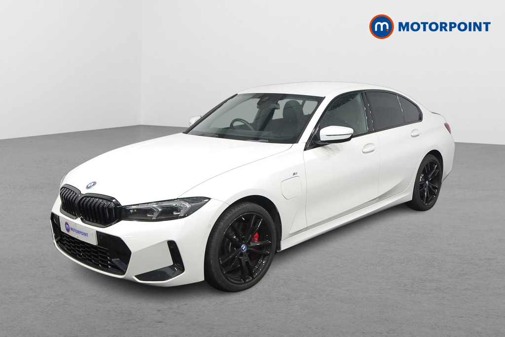 BMW 3 Series M Sport Automatic Petrol Plug-In Hybrid Saloon - Stock Number (1597021) - Passenger side front corner