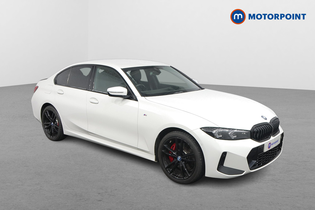 BMW 3 Series M Sport Automatic Petrol Plug-In Hybrid Saloon - Stock Number (1597021) - Drivers side front corner