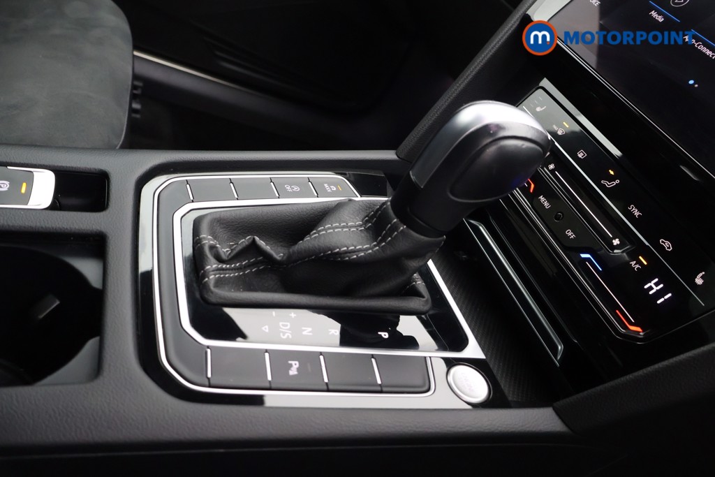 Volkswagen Arteon R-Line Automatic Diesel Estate - Stock Number (1597439) - 6th supplementary image