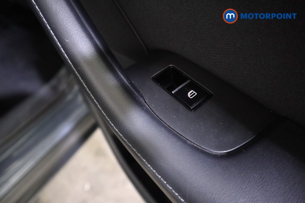 Mazda Cx-30 Se-L Lux Manual Petrol SUV - Stock Number (1597451) - 16th supplementary image