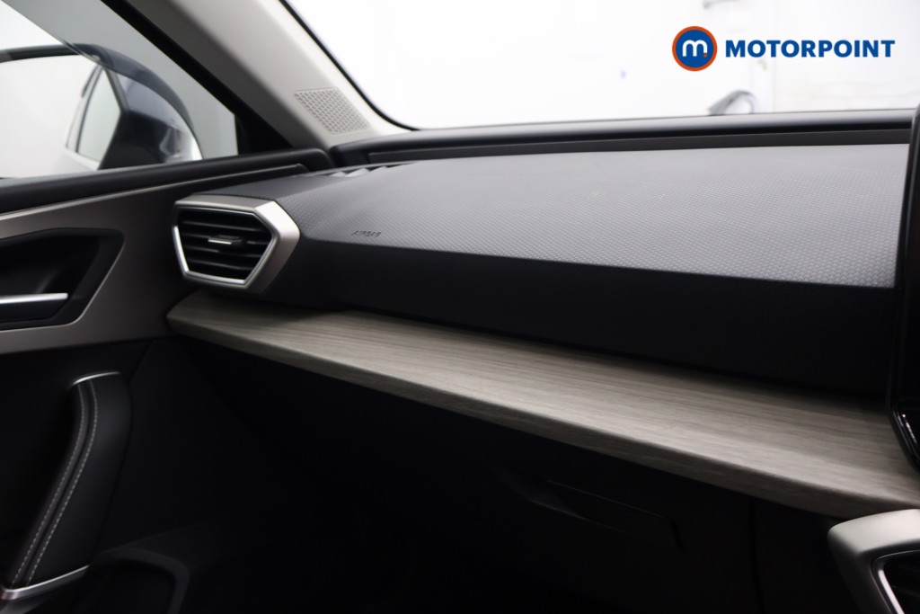 Seat Leon Xcellence Automatic Petrol Plug-In Hybrid Hatchback - Stock Number (1597675) - 9th supplementary image