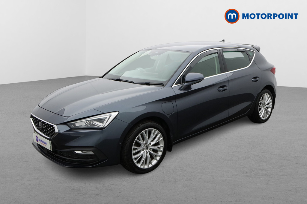 Seat Leon Xcellence Automatic Petrol Plug-In Hybrid Hatchback - Stock Number (1597675) - Passenger side front corner