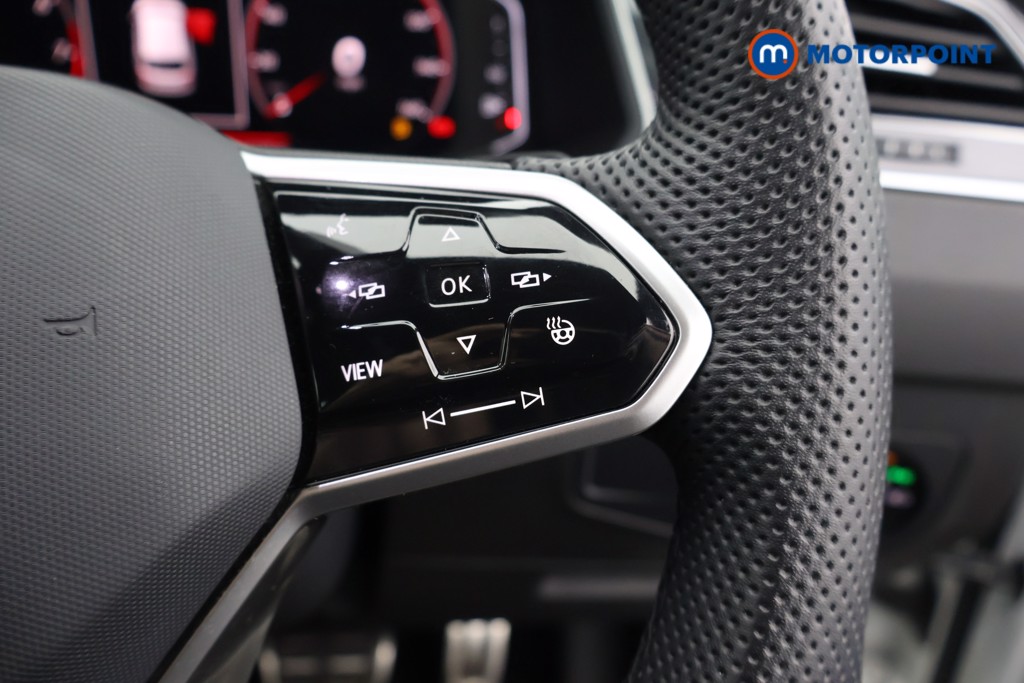 Volkswagen Tiguan R-Line Automatic Petrol SUV - Stock Number (1597683) - 4th supplementary image