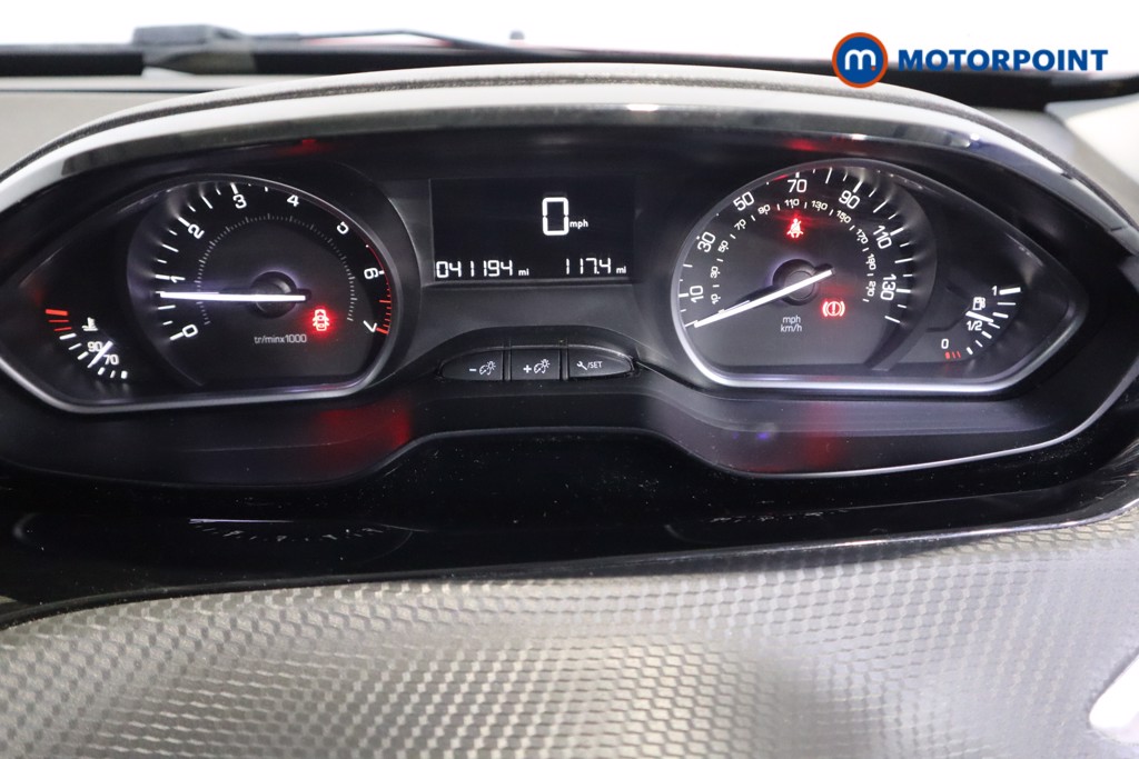 Peugeot 2008 Active Manual Petrol SUV - Stock Number (1597735) - 4th supplementary image