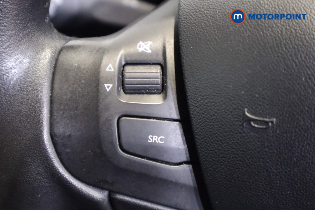 Peugeot 2008 Active Manual Petrol SUV - Stock Number (1597735) - 17th supplementary image