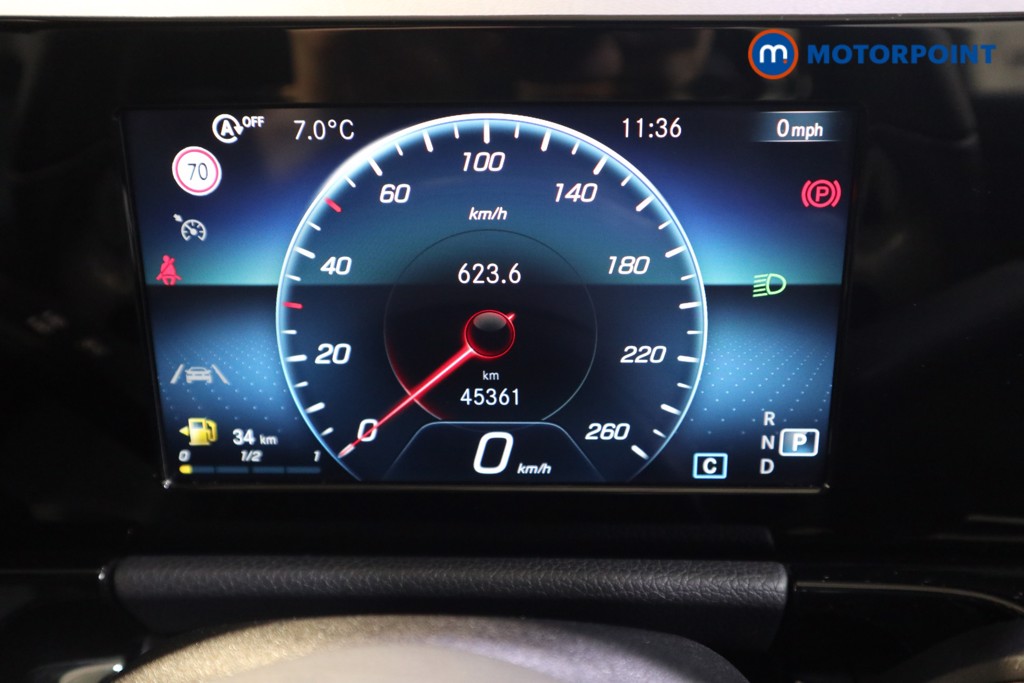 Mercedes-Benz GLA Sport Automatic Petrol SUV - Stock Number (1597838) - 5th supplementary image