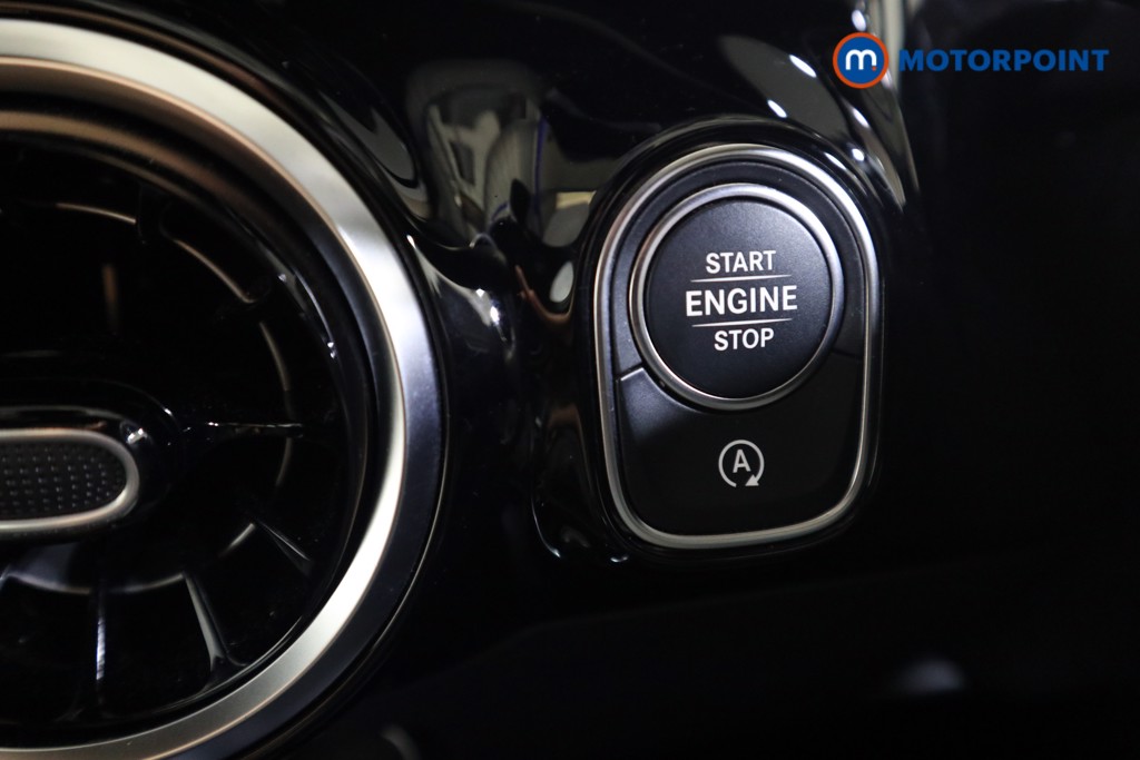 Mercedes-Benz GLA Sport Automatic Petrol SUV - Stock Number (1597838) - 8th supplementary image