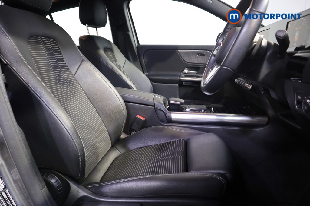 Mercedes-Benz GLA Sport Automatic Petrol SUV - Stock Number (1597838) - 17th supplementary image