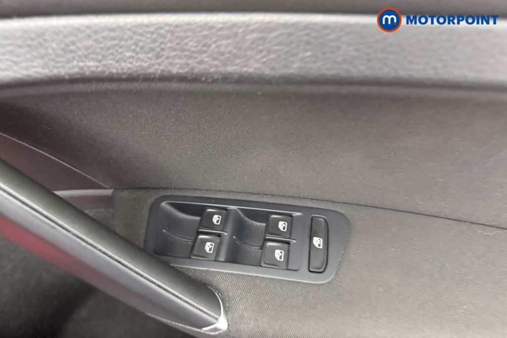 Volkswagen Golf Match Manual Petrol Hatchback - Stock Number (1598015) - 11th supplementary image