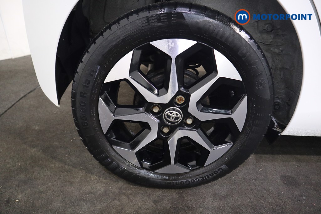 Toyota Aygo X-Trend Manual Petrol Hatchback - Stock Number (1598041) - 15th supplementary image