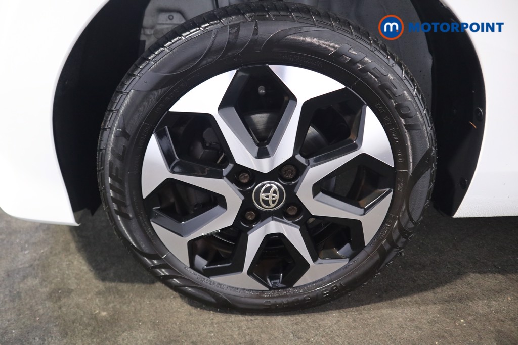 Toyota Aygo X-Trend Manual Petrol Hatchback - Stock Number (1598041) - 17th supplementary image