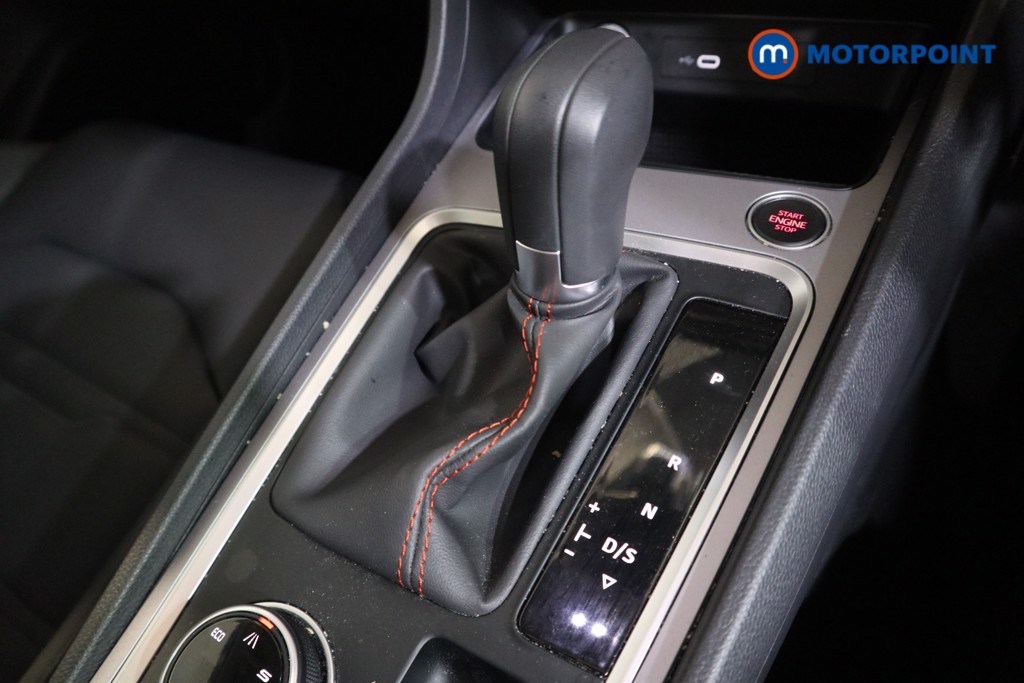 Seat Ateca Fr Sport Automatic Petrol SUV - Stock Number (1598272) - 11th supplementary image