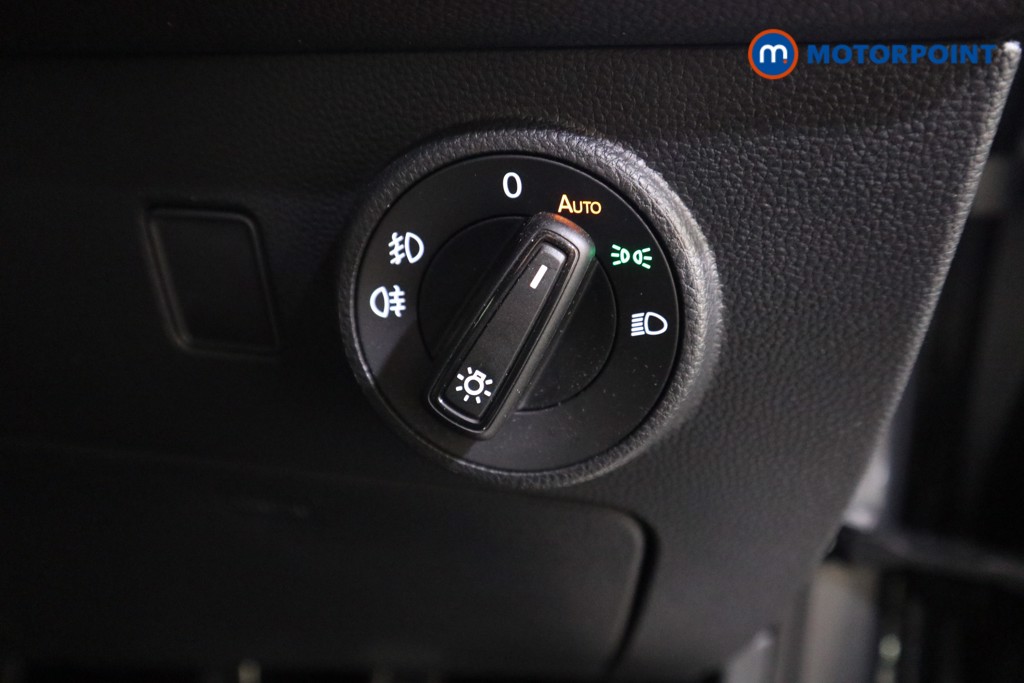 Seat Ateca Fr Sport Automatic Petrol SUV - Stock Number (1598272) - 12th supplementary image