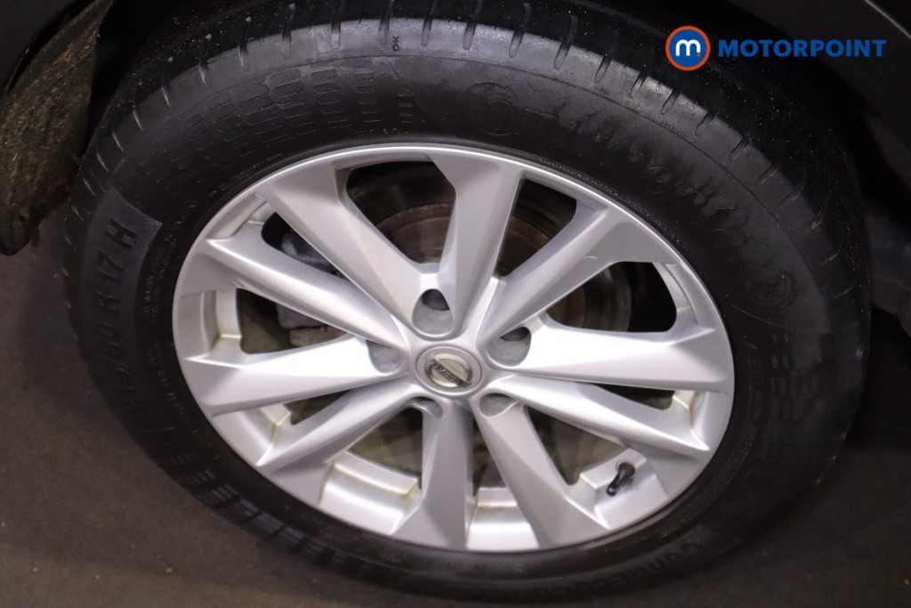 Nissan Qashqai Acenta Manual Diesel SUV - Stock Number (1598282) - 12th supplementary image
