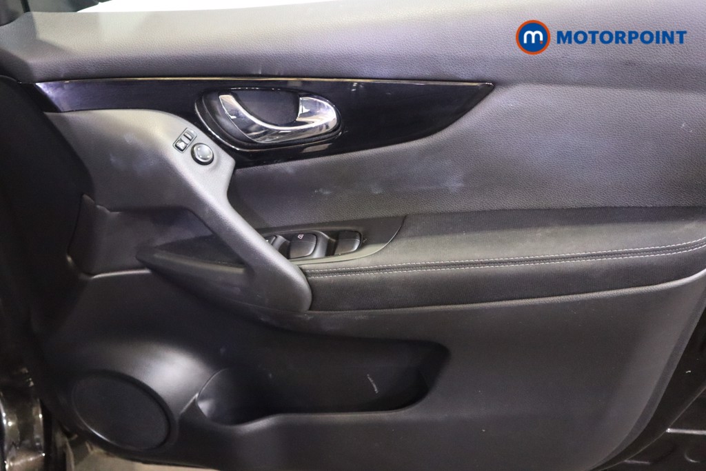 Nissan Qashqai Acenta Manual Diesel SUV - Stock Number (1598282) - 13th supplementary image
