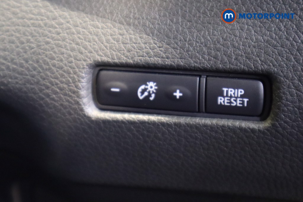 Nissan Qashqai Acenta Manual Diesel SUV - Stock Number (1598282) - 16th supplementary image