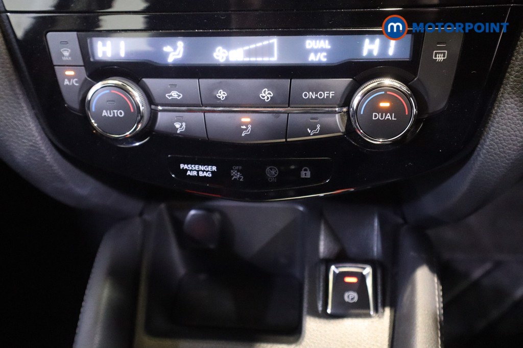 Nissan Qashqai Acenta Manual Diesel SUV - Stock Number (1598282) - 21st supplementary image