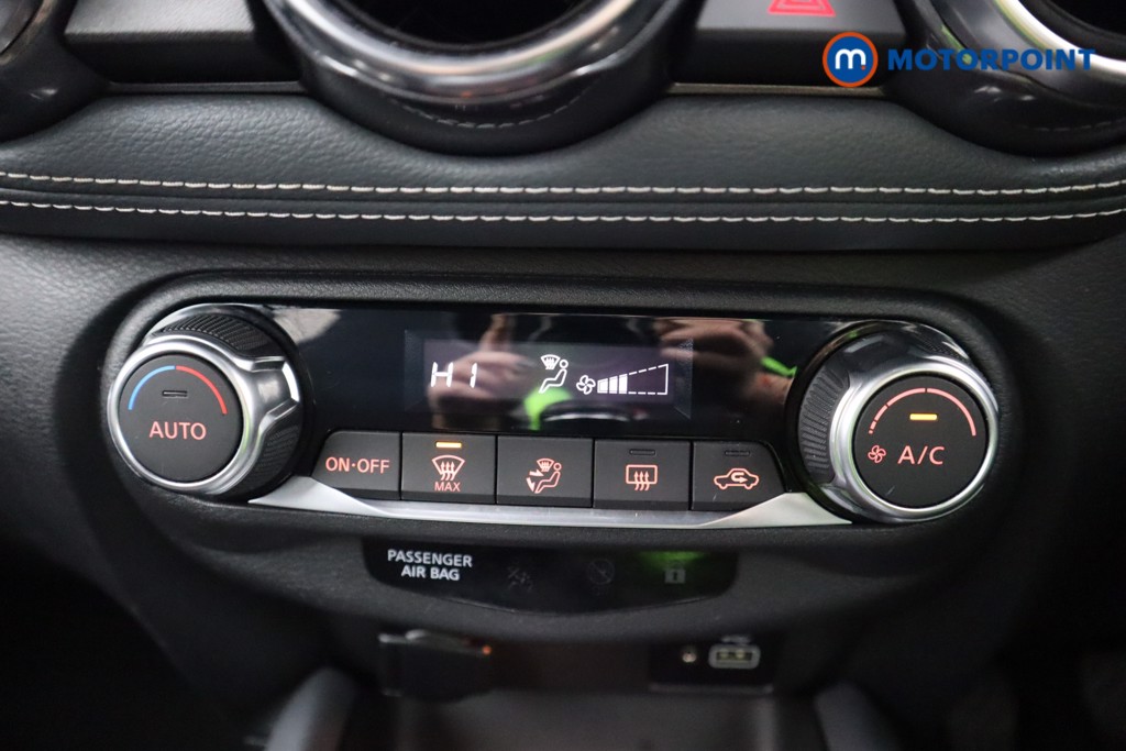 Nissan Juke N-Connecta Manual Petrol SUV - Stock Number (1598338) - 13th supplementary image