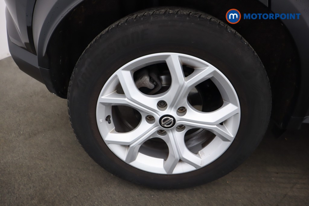 Nissan Juke N-Connecta Manual Petrol SUV - Stock Number (1598338) - 40th supplementary image