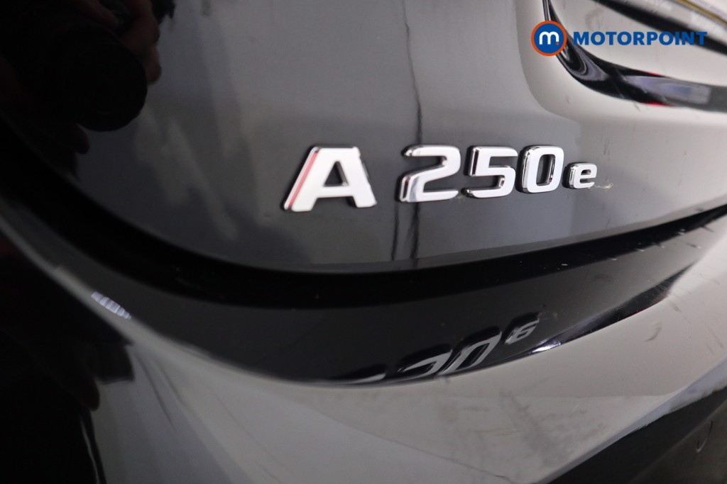 Mercedes-Benz A Class Amg Line Premium Plus Night Edition Automatic Petrol Plug-In Hybrid Hatchback - Stock Number (1598523) - 27th supplementary image