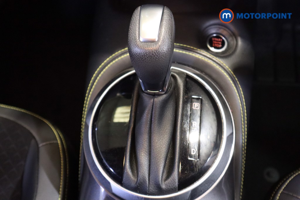 Nissan Juke Kiiro Automatic Petrol SUV - Stock Number (1598648) - 5th supplementary image