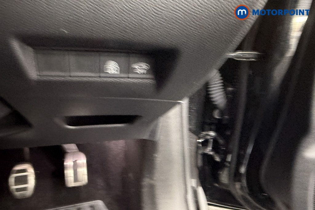 Peugeot 208 GT Manual Petrol Hatchback - Stock Number (1598744) - 13th supplementary image