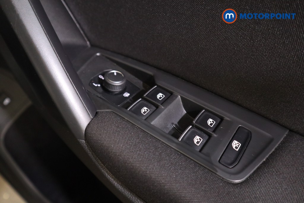 Volkswagen Tiguan Allspace Life Automatic Petrol SUV - Stock Number (1598772) - 13th supplementary image