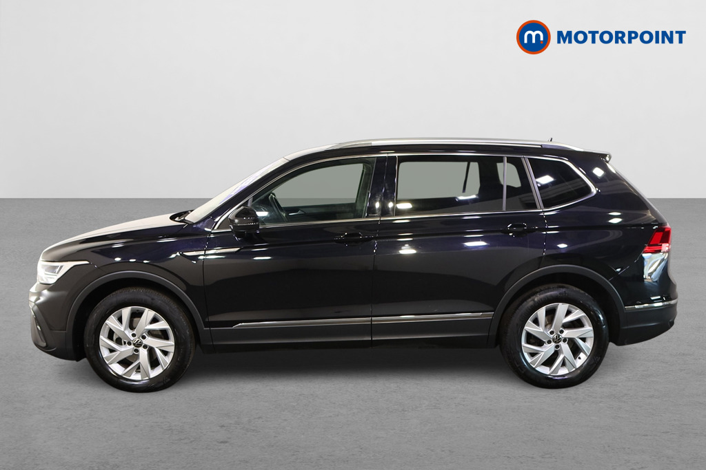 Volkswagen Tiguan Allspace Life Automatic Petrol SUV - Stock Number (1598772) - Passenger side