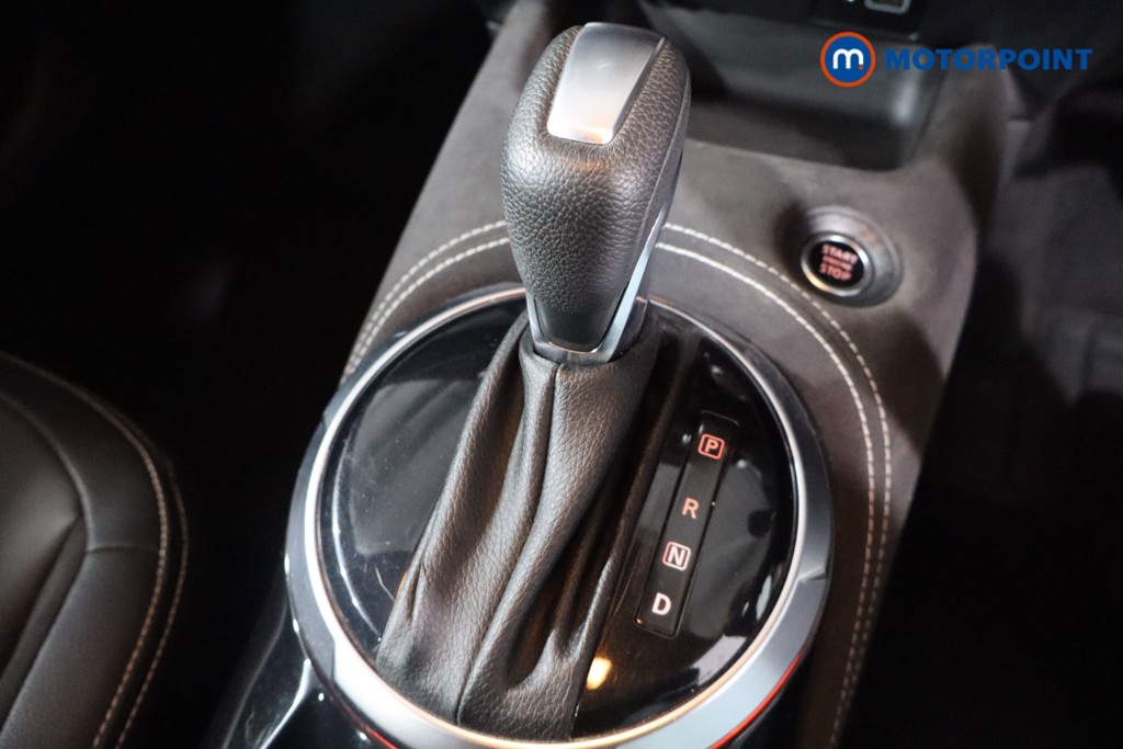 Nissan Juke Tekna-Plus Automatic Petrol SUV - Stock Number (1598782) - 14th supplementary image