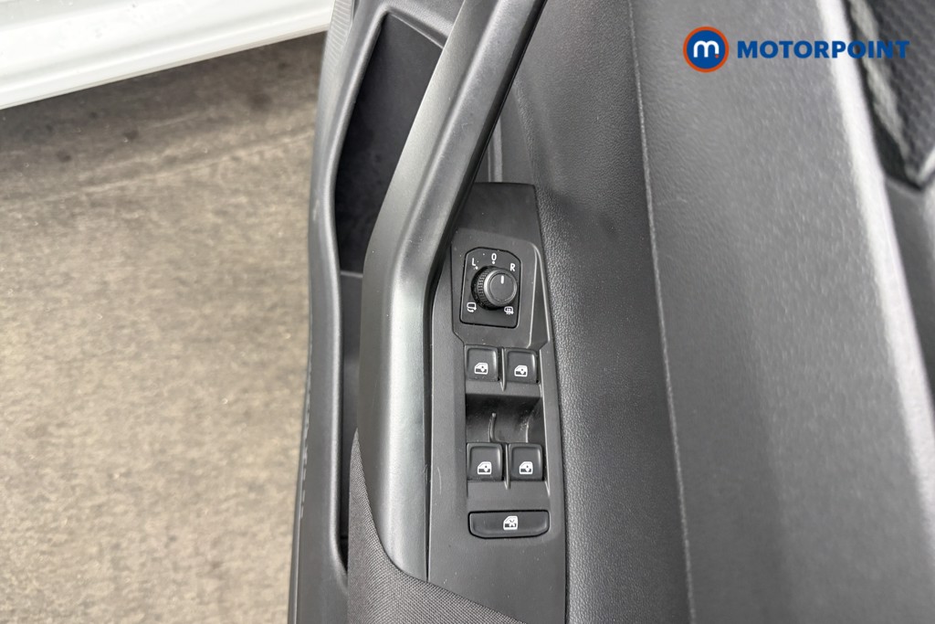 Volkswagen Polo Life Manual Petrol Hatchback - Stock Number (1598796) - 16th supplementary image