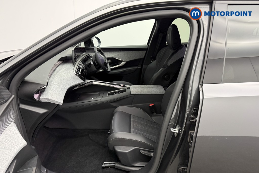 Peugeot 5008 GT Automatic Petrol SUV - Stock Number (1598879) - 1st supplementary image