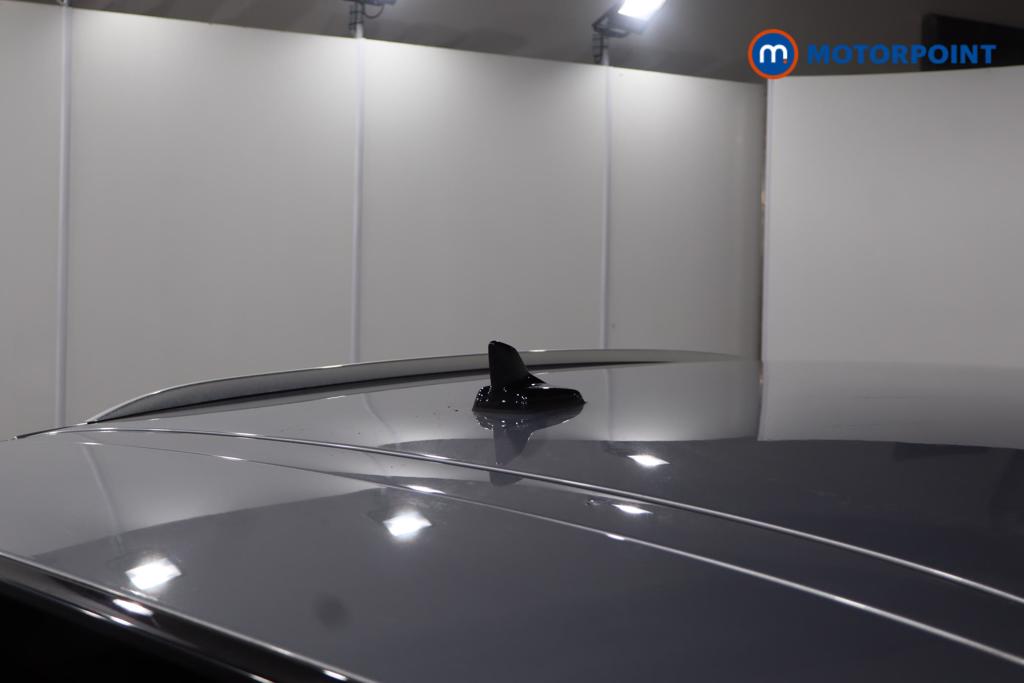 Volkswagen Touareg R-Line Tech Automatic Petrol SUV - Stock Number (1598939) - 26th supplementary image