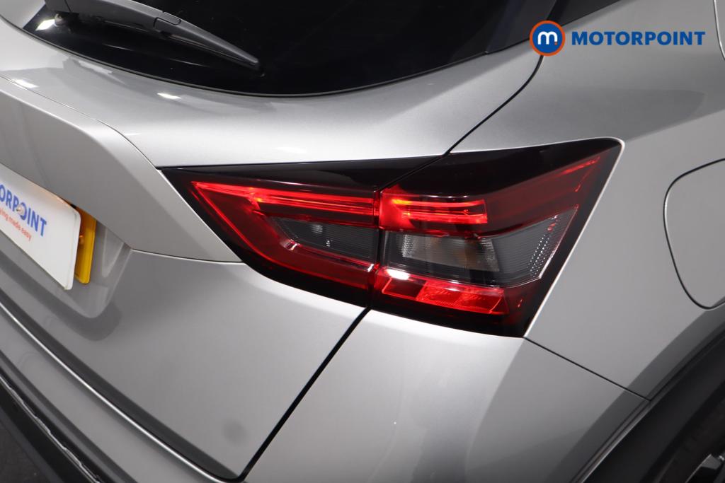 Nissan Juke Tekna Manual Petrol SUV - Stock Number (1599110) - 23rd supplementary image