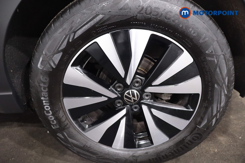 Volkswagen Taigo Life Automatic Petrol SUV - Stock Number (1599158) - 12th supplementary image