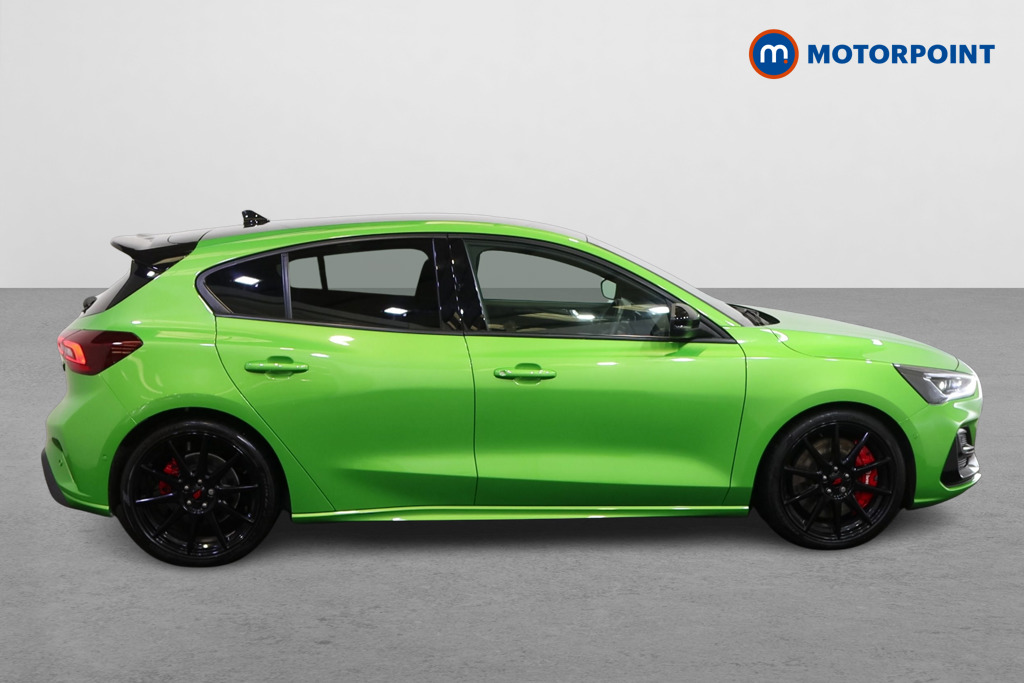 Ford Focus ST Manual Petrol Hatchback - Stock Number (1599427) - Drivers side