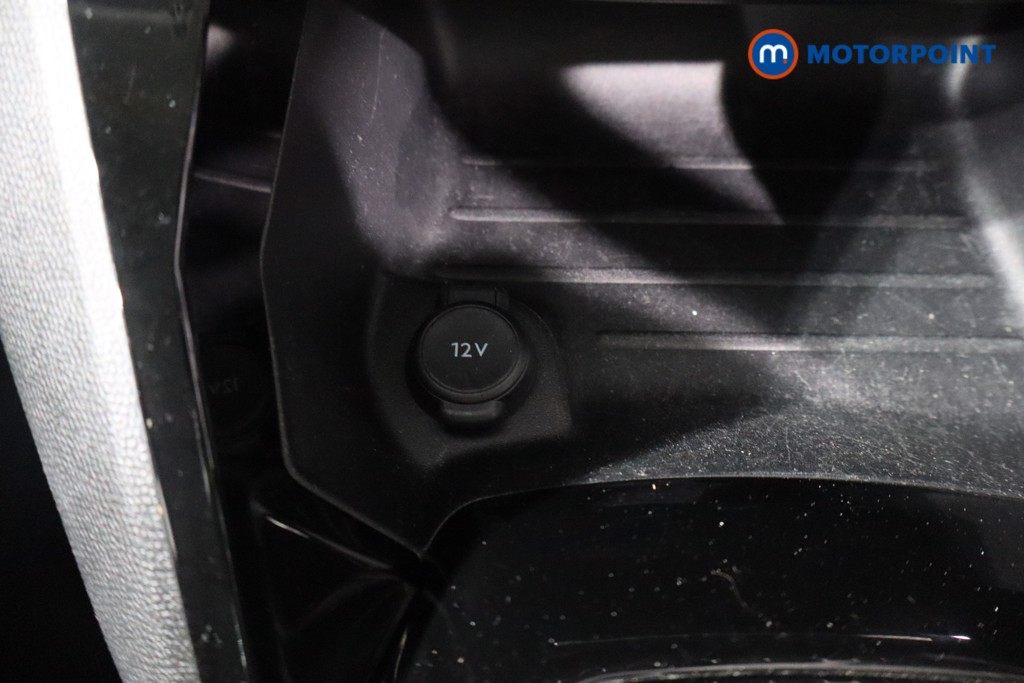 Peugeot 2008 Allure Premium Automatic Electric SUV - Stock Number (1589474) - 18th supplementary image