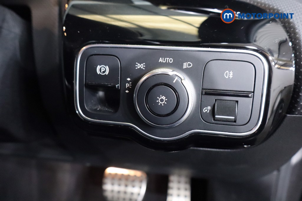 Mercedes-Benz A Class Amg Line Automatic Petrol Saloon - Stock Number (1589484) - 6th supplementary image