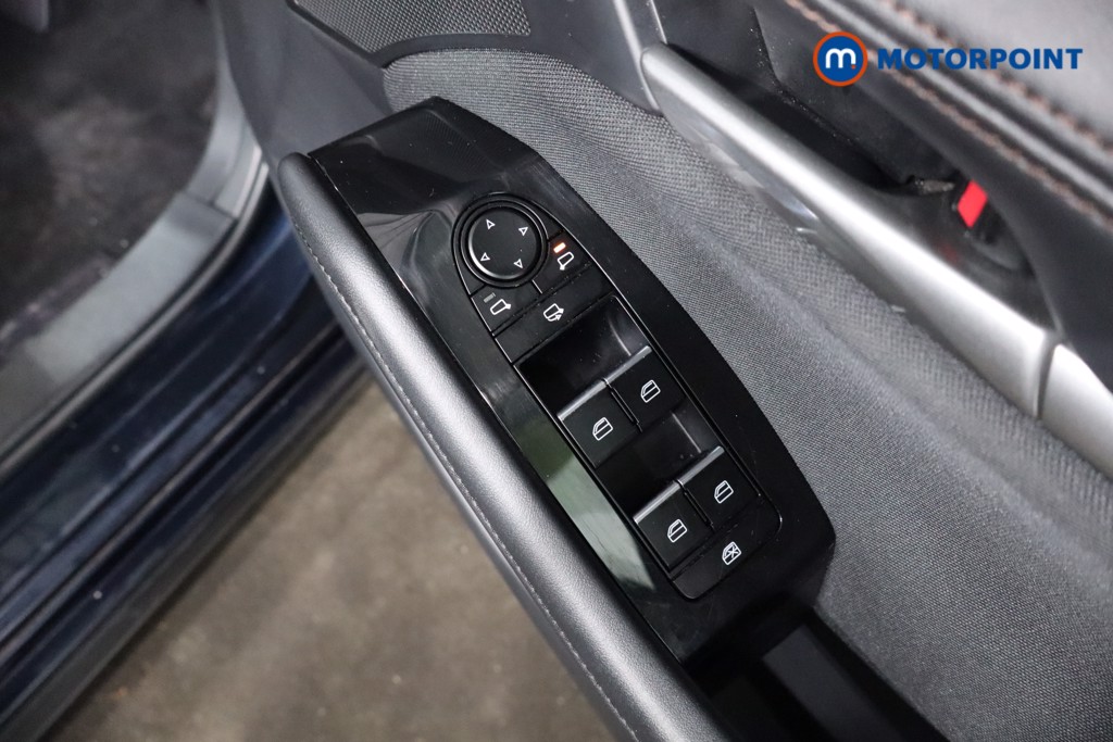 Mazda 3 Se-L Manual Petrol Hatchback - Stock Number (1589611) - 24th supplementary image