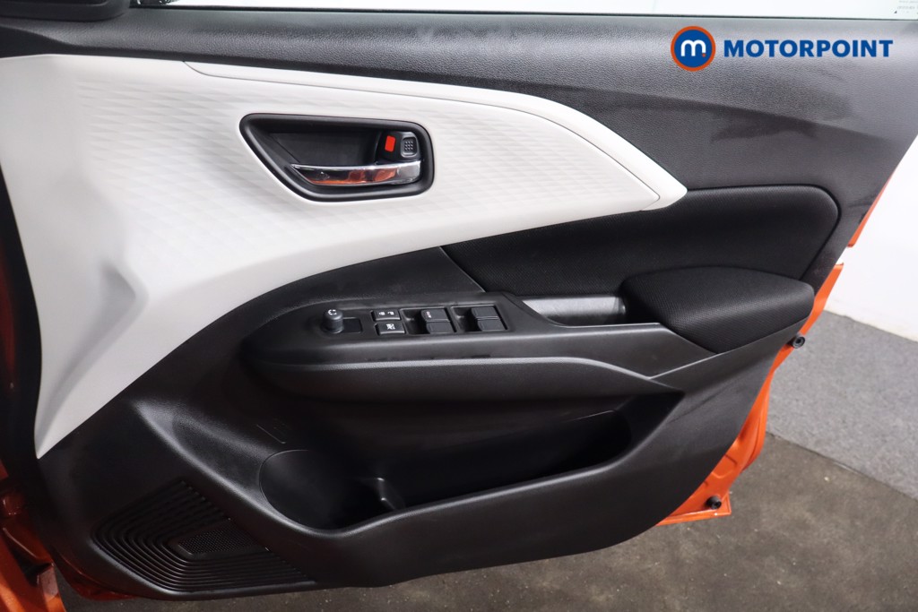 Suzuki Swift Motion Manual Petrol Hatchback - Stock Number (1591626) - 21st supplementary image