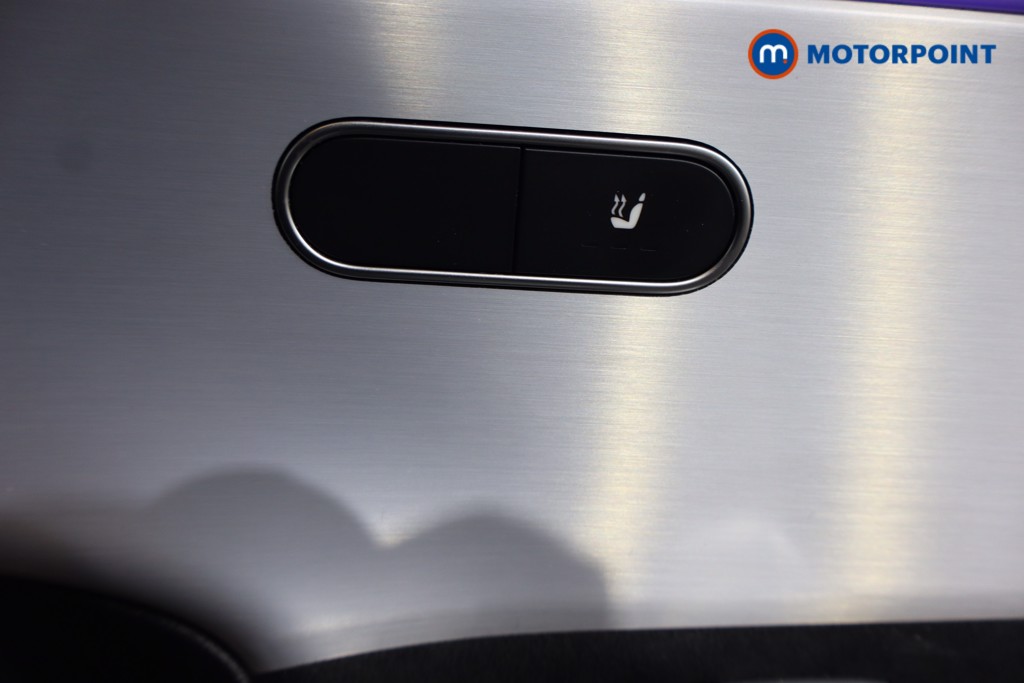 Mercedes-Benz A Class Amg Line Automatic Diesel Hatchback - Stock Number (1591860) - 14th supplementary image