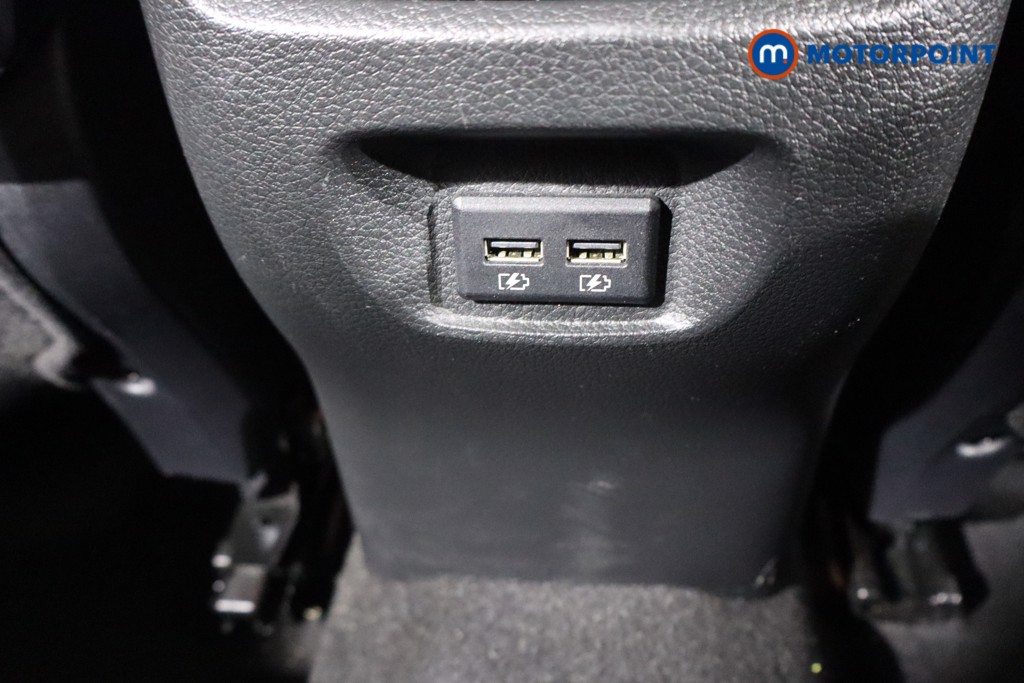 Nissan Qashqai N-Motion Manual Petrol SUV - Stock Number (1593811) - 17th supplementary image