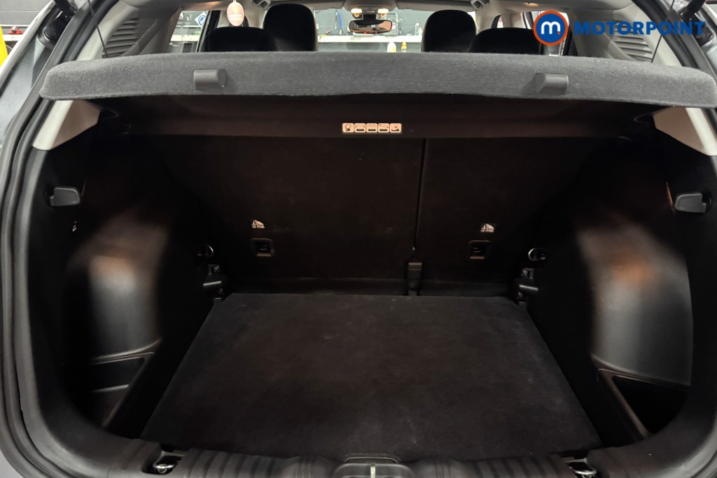 Jeep Compass Longitude Manual Petrol SUV - Stock Number (1530710) - 17th supplementary image