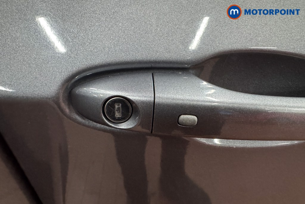 Jeep Compass Longitude Manual Petrol SUV - Stock Number (1530710) - 19th supplementary image