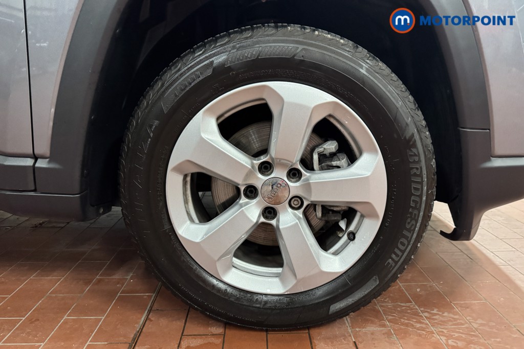 Jeep Compass Longitude Manual Petrol SUV - Stock Number (1530710) - 22nd supplementary image