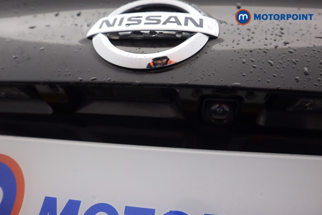 Nissan Qashqai Tekna Manual Petrol SUV - Stock Number (1593250) - 28th supplementary image