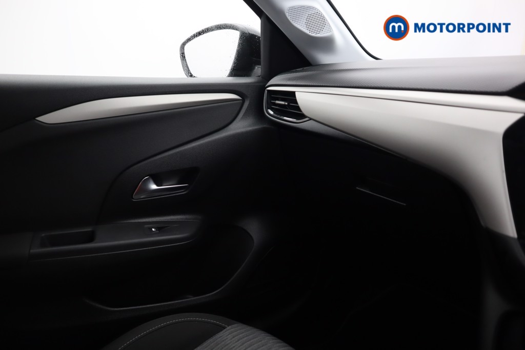 Vauxhall Corsa SE Manual Petrol Hatchback - Stock Number (1594710) - 14th supplementary image
