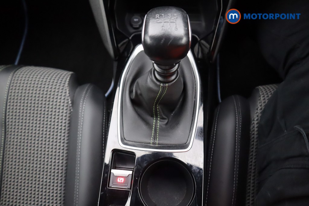 Peugeot 2008 GT Manual Petrol SUV - Stock Number (1597519) - 14th supplementary image