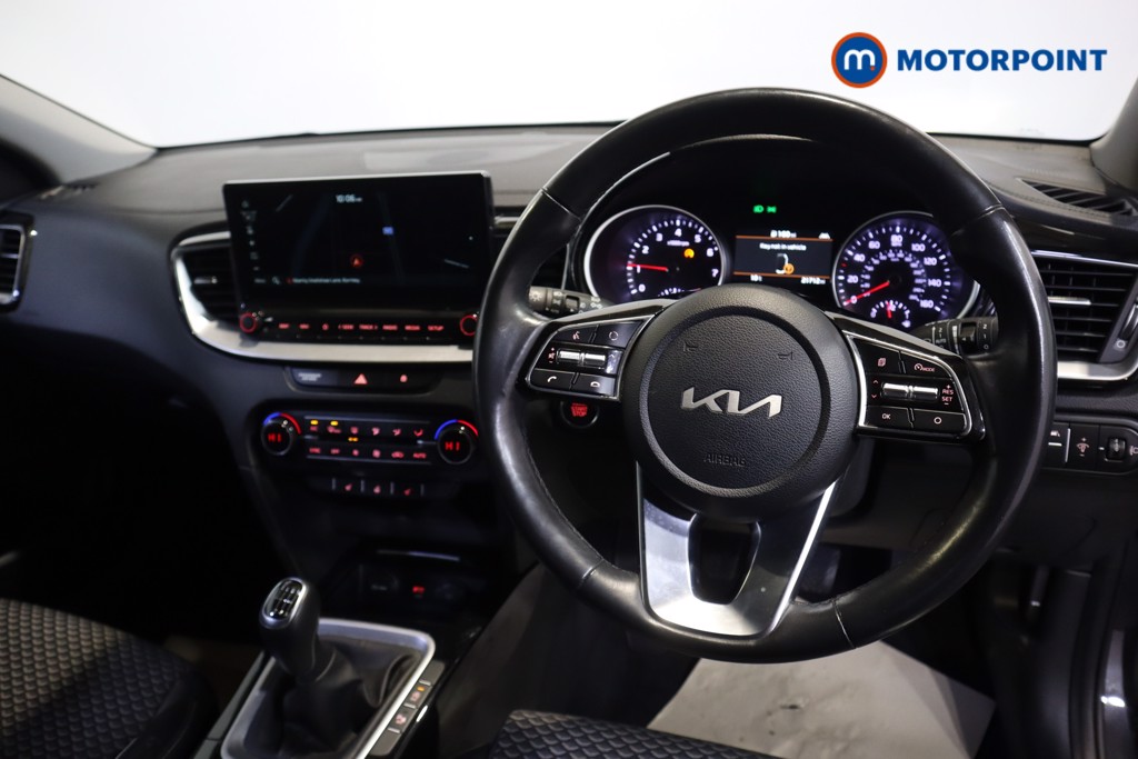 KIA Xceed 3 Manual Petrol Hatchback - Stock Number (1565313) - 1st supplementary image